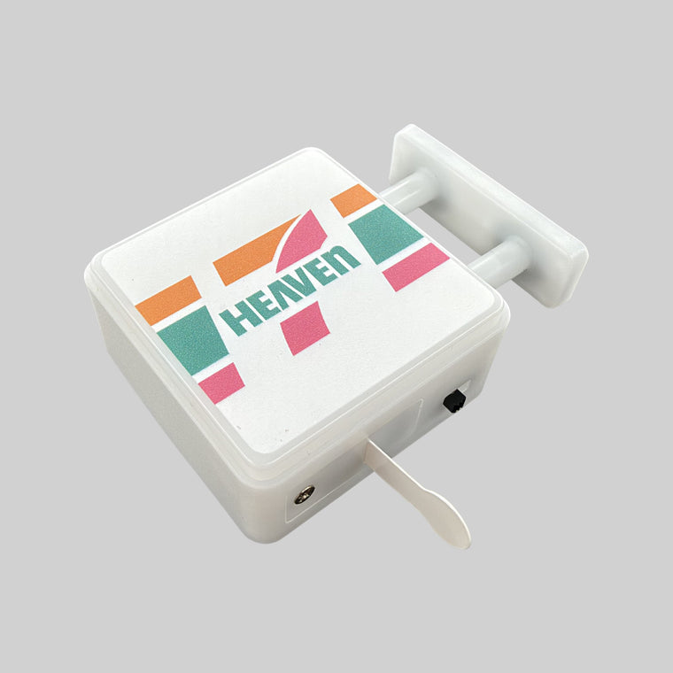 7 Heaven Magnet Light by Pinbuds, angled view
