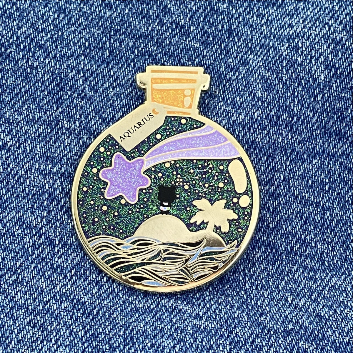 Aquarius Wishing Animal enamel pin, gold plating