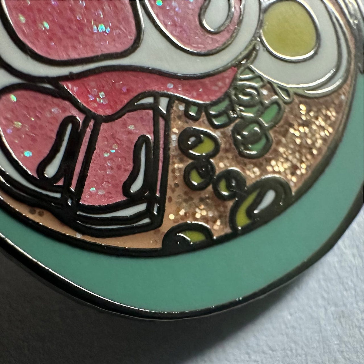 Hamyo enamel pin, hard enamel