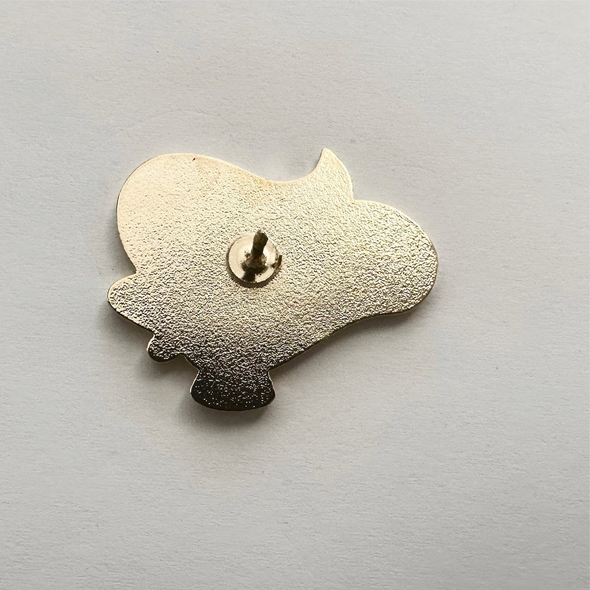 Magic Lamp enamel pin, gold plating