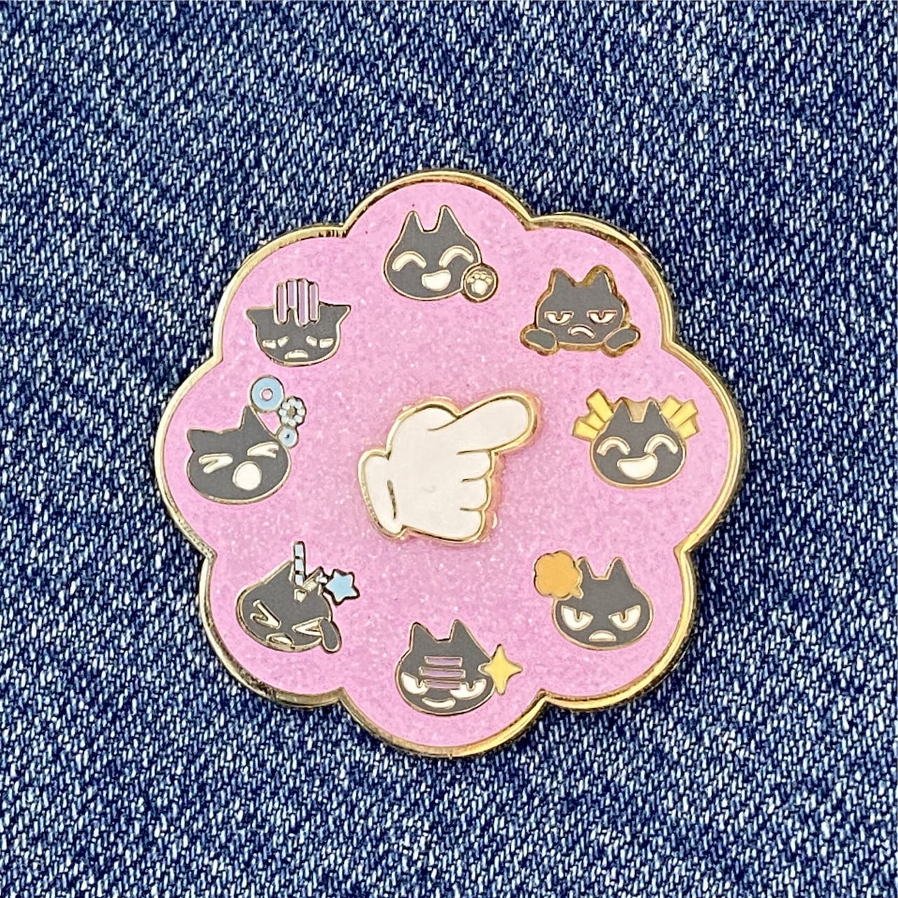 lemeownade Enamel pin Spinner Pin : Animal Reaction