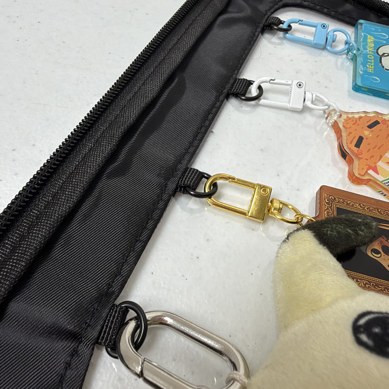 Cotton Convertible ITA Bag 15", black: D-rings inside the clear window holding charms