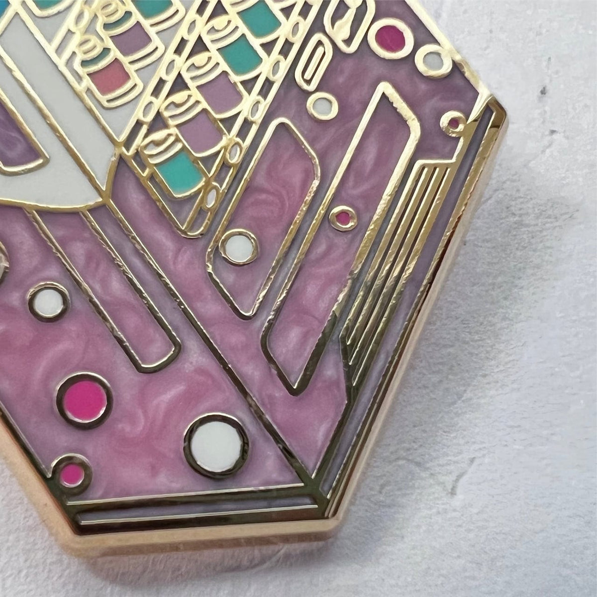 Japanese Vending Machine enamel pin, pearlescent