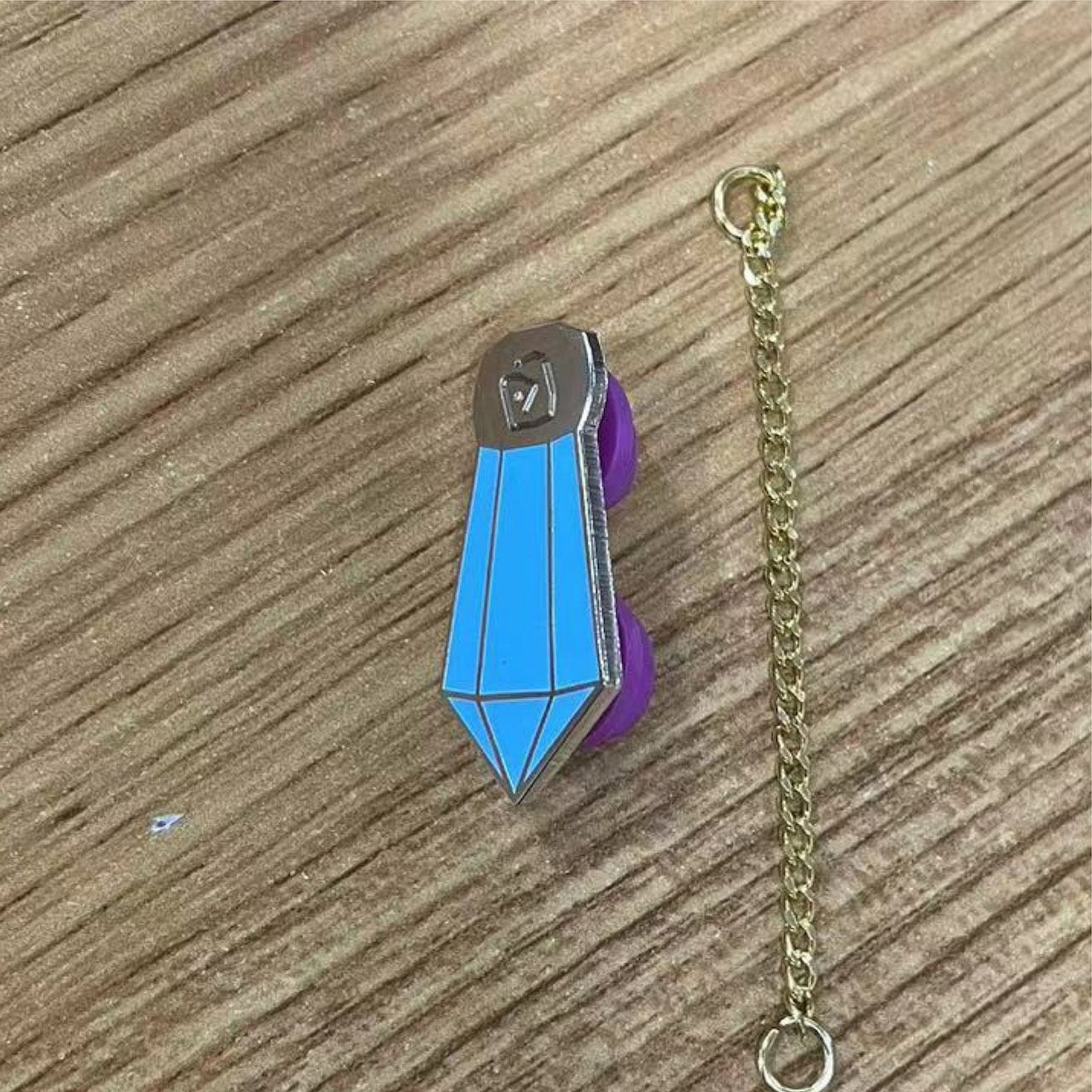 Pinbuds Enamel pin Lost princess Atlantis crystal pin (glow in the dark and includes detachable chain)