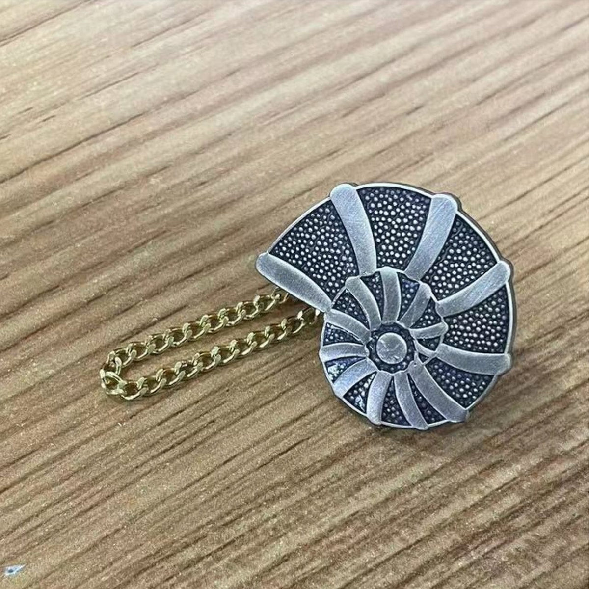 Ursula Shell Necklace enamel pin, antique gold plating