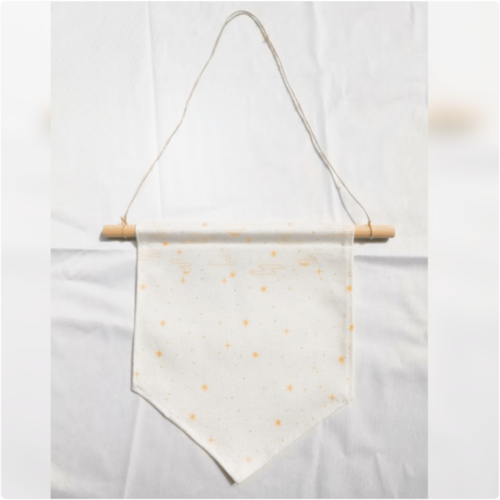 pinbuds Pin Display Pin Display Banner with Wood Hanger - White Sky