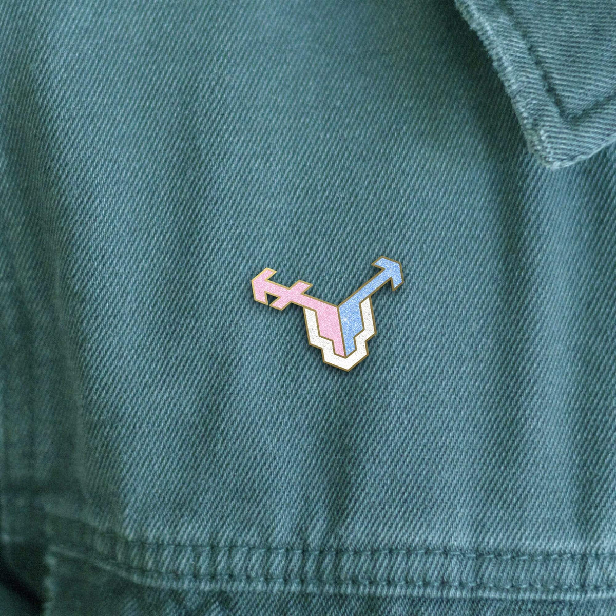 Transgendeer Pride enamel pin, gold plating